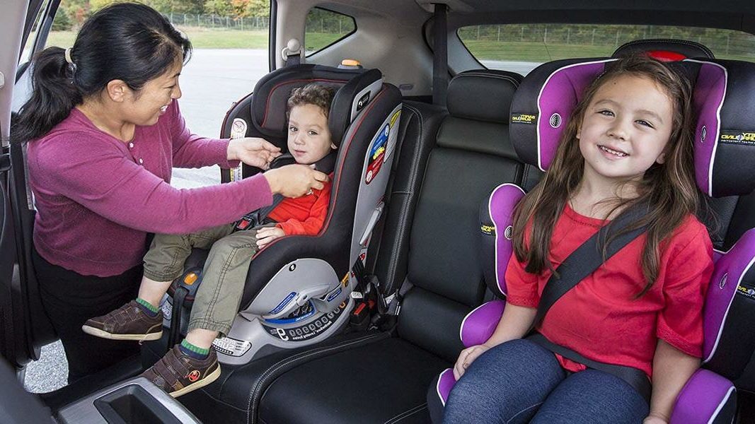 Sichere Autofahrten mit Kindern: umfassender Leitfaden!