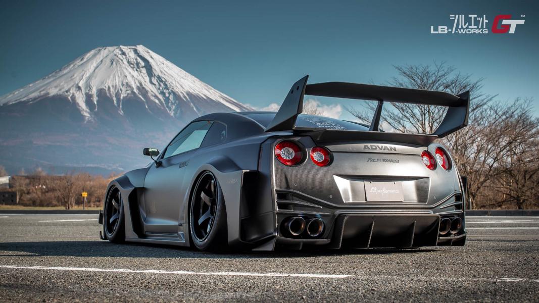 Liberty Walk LB Silhouette WORKS GT Nissan 35GT RR Tuning Bodykit 3 Der Extremste: LB Silhouette WORKS GT Nissan 35GT RR