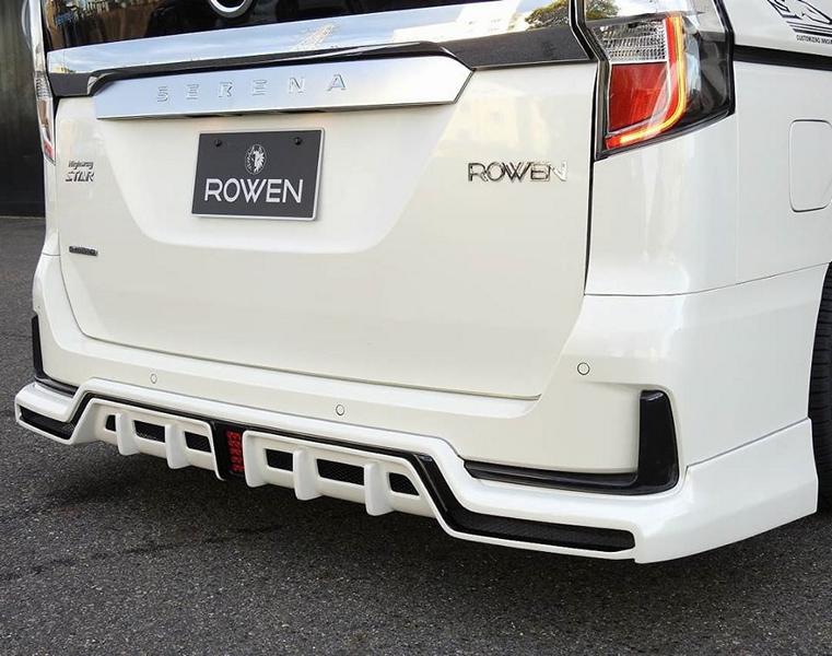 Rowen International bodykit op de bezadigde Nissan Serena