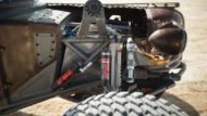 Vidéo: Mad Max Attack - Diamond T Off-Roader avec V8!