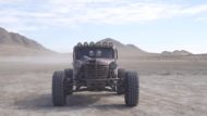 Video: Mad Max Attack – Diamond T Offroader met V8!