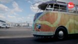 Video: ¡XXXXXXXXXL VW party bus como un antiguo cuerpo de bomberos!