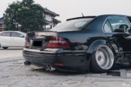 Extreme Lexus LS430 with VIP style and camber tuning