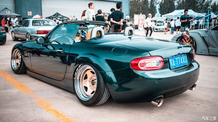 Mazda MX-5 with camber tuning - dark green dream roadster for all fresh air fans.