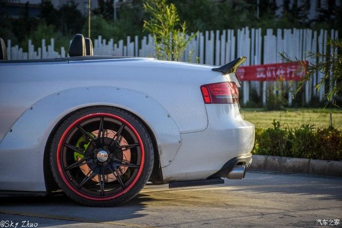 Audi A5 Cabriolet with self-made widebody kit and Rotiform rims.