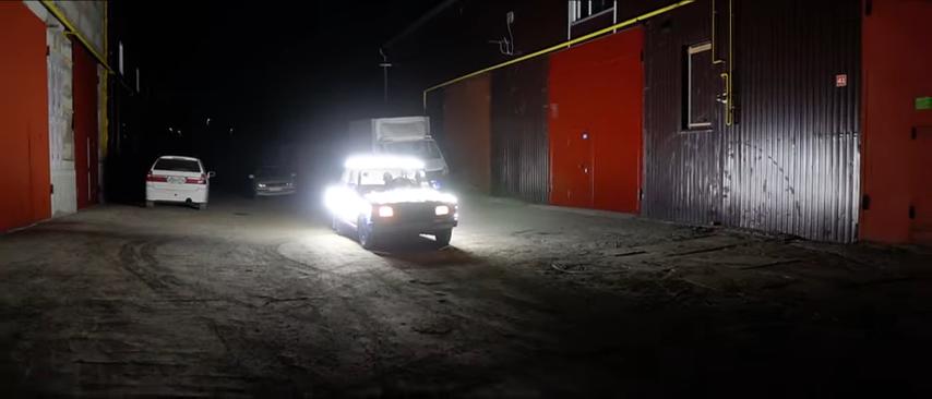Video: Enlightenment - 300 LED lamps on the old Lada!