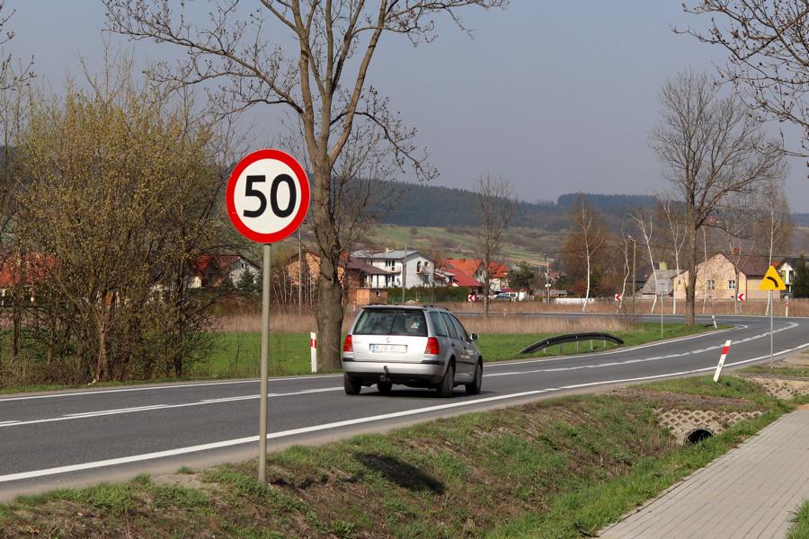 Blitzer Radarwarner Ortschaft Strafen Punkte, Bußgeld, Fahrverbot: die Geschwindigkeitsüberschreitung!