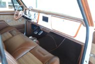 Submergé: Chevrolet C10 Compadre Pickup avec Airride!