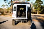 Land Rover Defender Restomod di Osprey Custom Cars