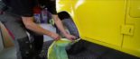 بالفيديو: Garage54 – سيارة UAZ للطرق الوعرة بطلاء فسفوري!