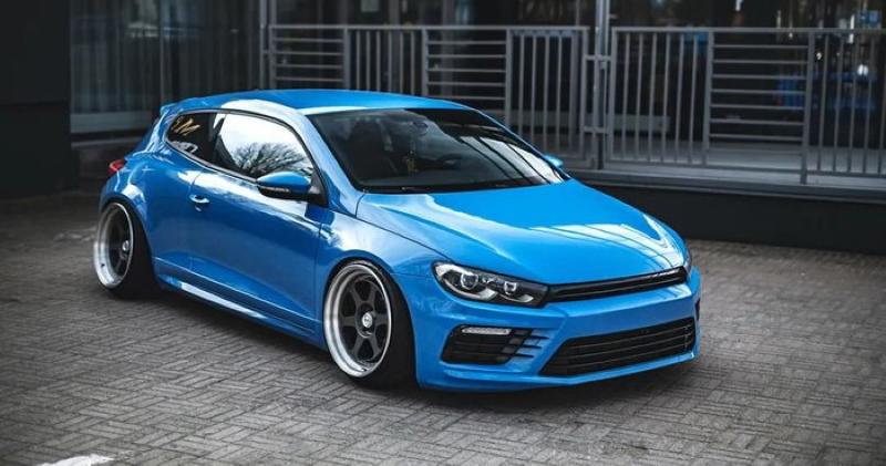 VW Scirocco in baby blue su Work Meister L1 3P Alus!