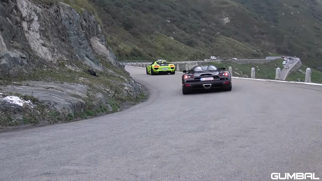 Bugatti Chiron vs. 887 PS Porsche 918 Spyder 2 Video: 1.500 PS Bugatti Chiron vs. 887 PS Porsche 918 Spyder