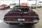 V8 Power Im 1970er Dodge Challenger Restomod 9 135x90