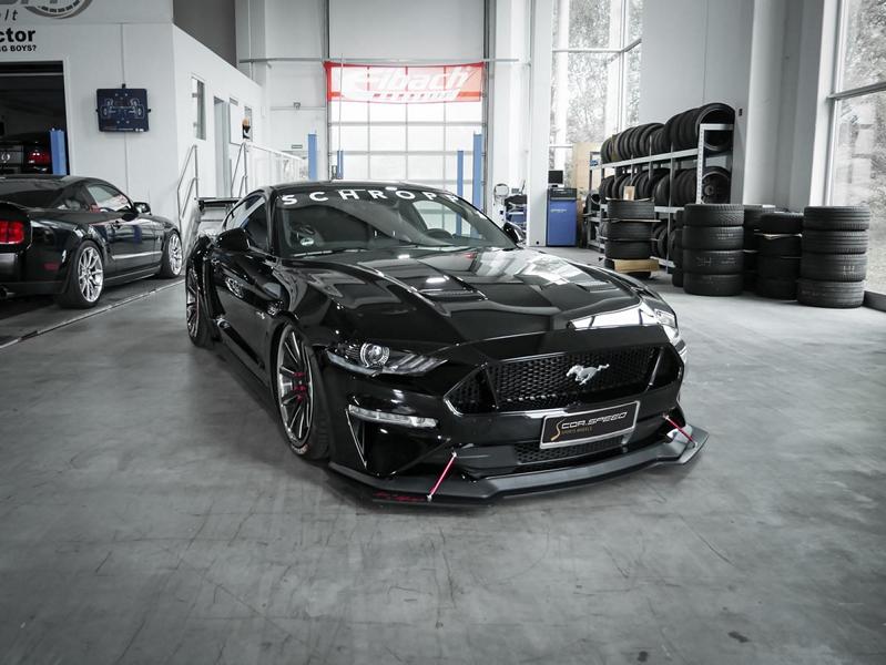 Airride chassis and 700 hp Schropp Ford Mustang GT 2