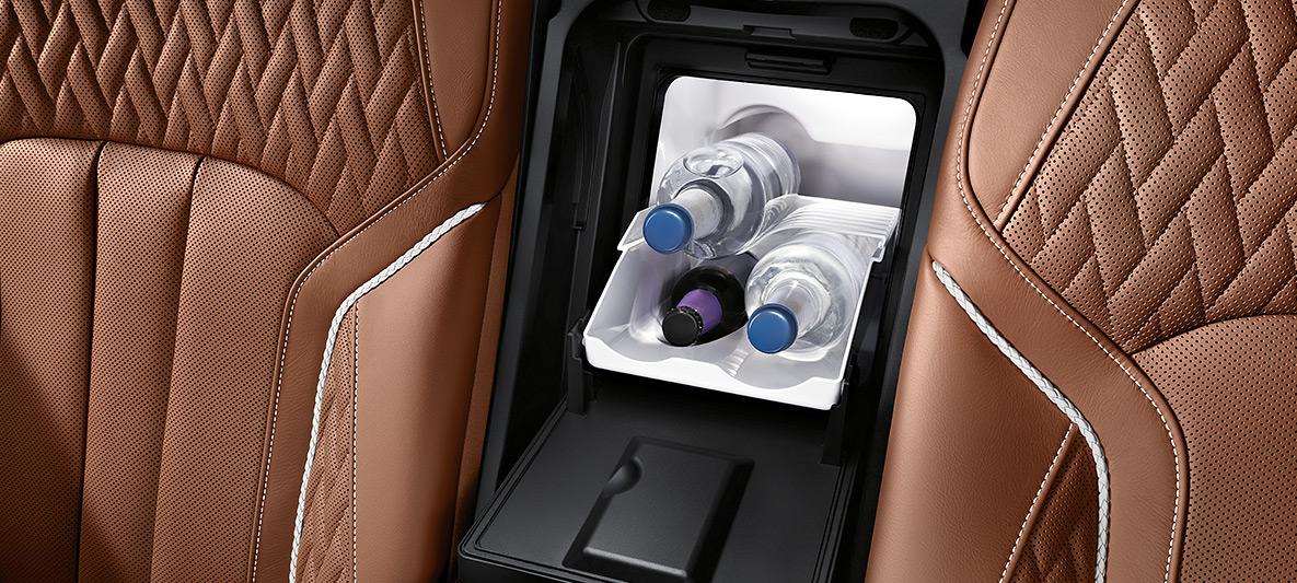 Barfach Champagnerfach Cooling Box Kühlschrank nachrüsten Luxus für unterwegs   eine Kühlbox im Auto nachrüsten!