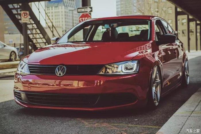 Dream in red - VW Jetta with subtle dapper tuning!