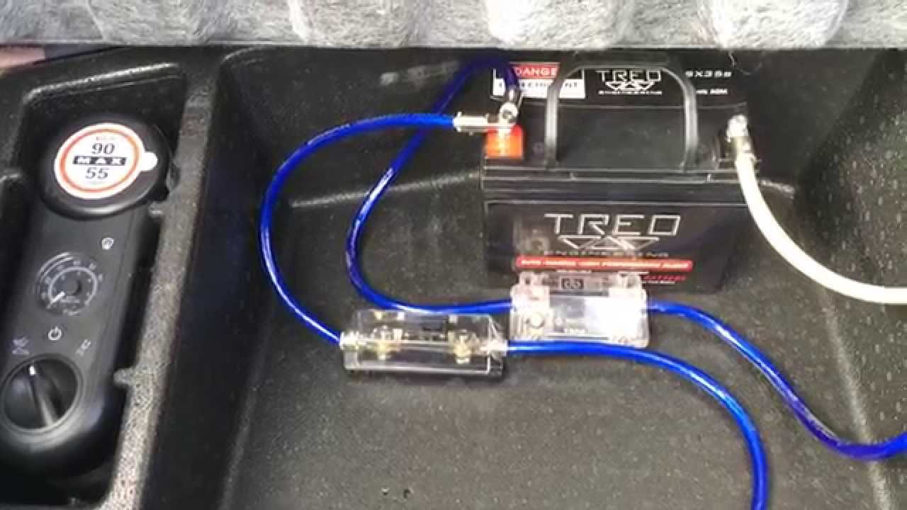 Auto Soundsystem Einstellung Kabel verlegen Eine neue Sound Anlage im Auto? Das gilt es zu beachten!