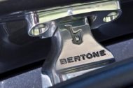 Bertone Jet 2 + 2 - Aston Martin Rapide comme frein de tir!