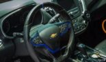 Chevrolet Malibu XL met Airride-chassis en geweldig geluidssysteem.