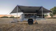 Micro-camping-car avec de nombreux accessoires - la remorque Mobi X 2020!