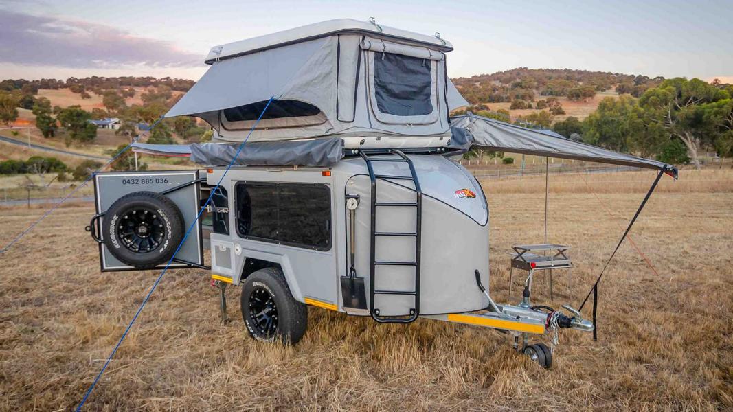 Micro-camper con tanti accessori: il trailer Mobi X 2020!