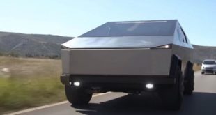 Selfmade Tesla Cybertruck Ford F 150 Raptor Tuning 2 310x165 Video: Ford Truck mit Gullwing Türen zu Gast by Jay Leno!