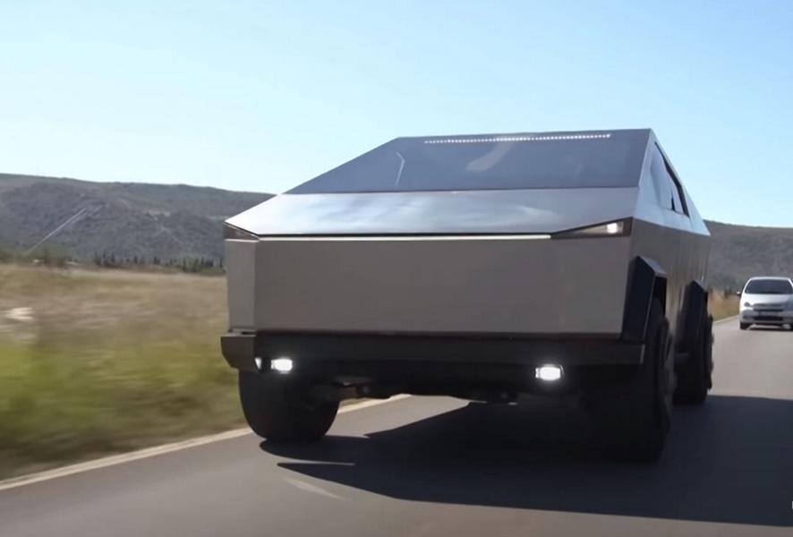Selfmade Tesla Cybertruck Ford F 150 Raptor Tuning 2 Video: Selfmade Tesla Cybertruck auf Ford F 150 Basis!