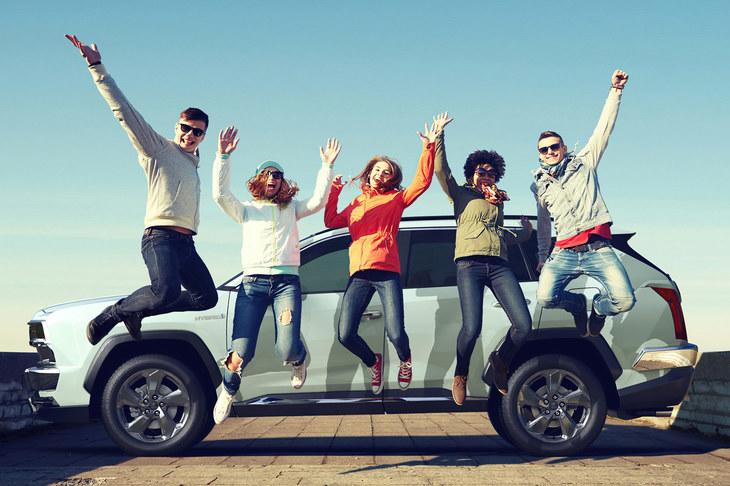 Mitsuoka Buddy Chevrolet SUV Optik Toyota RAV4 5 Kurzzeitkennzeichen Versicherung   optimal für Tageszulassungen!