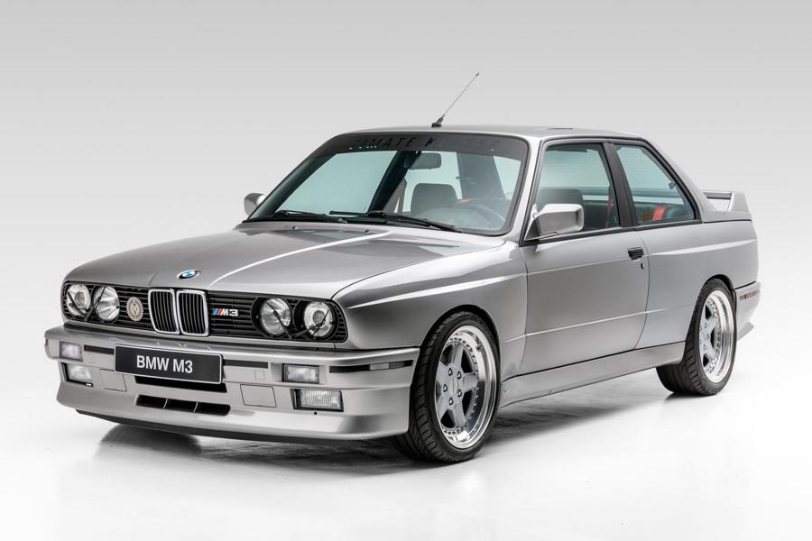 1988er BMW M3 E30 Mit Zeitgenoessischem Tuning 1