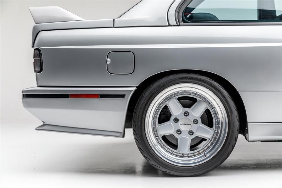1988er BMW M3 E30 Mit Zeitgenoessischem Tuning 8