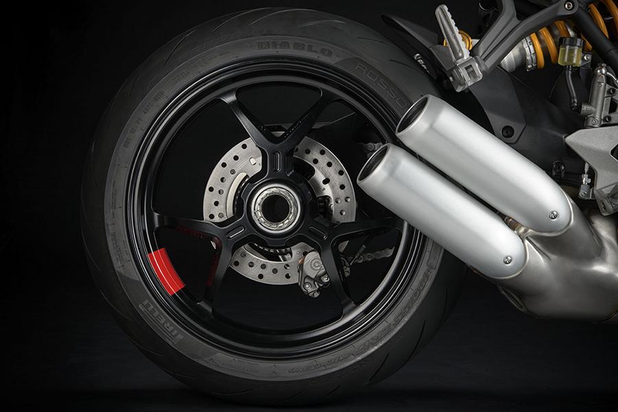 2021 Ducati SuperSport 950 Modellfamilie 33 2021 Ducati SuperSport 950   jetzt inklusive V4 Styling!