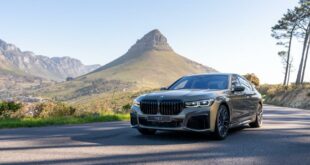 BMW i Hydrogen NEXT with hydrogen fuel cell electric drive