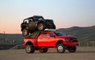 Gewaltiger Ram Pickup Jeep Wrangler Ladeflaeche Sema 2014 8 190x120