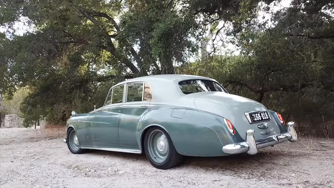 1958 Rolls Royce Silver Cloud ICON Derelict Restomod V8 9 Video: Potenter Klassiker   550 PS Rolls Royce Silver Cloud!