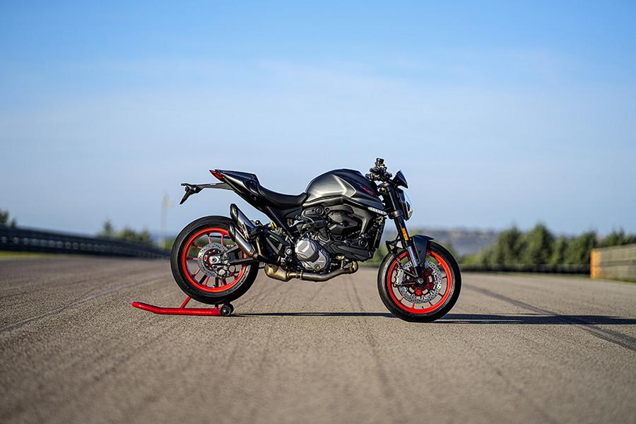 Ducati Monster Monster Plus MY2021 11 Mit Launch Control   die neue Ducati Monster 2021!
