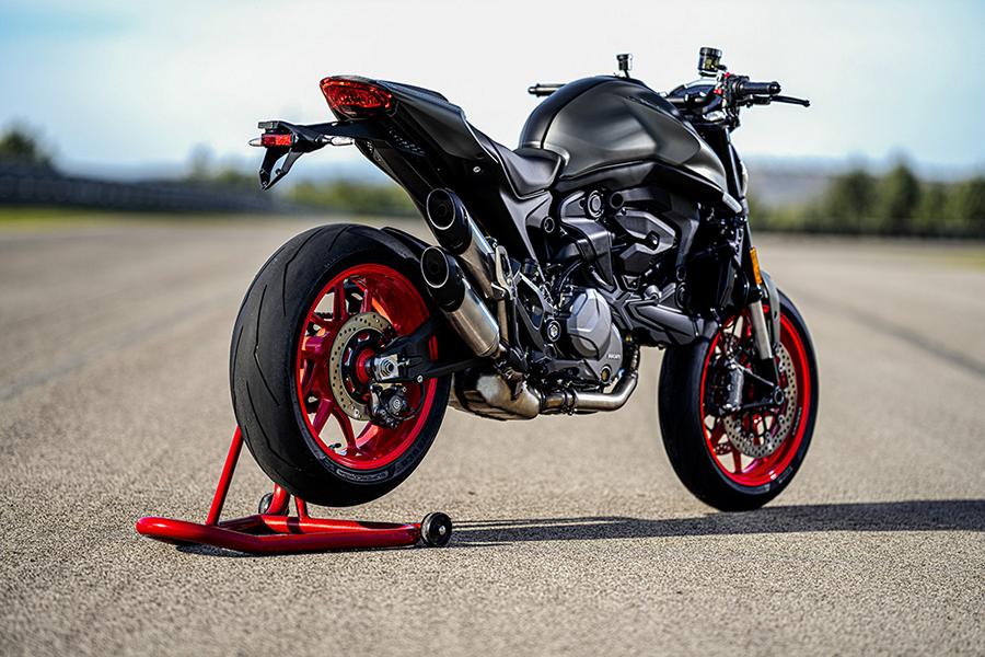 Ducati Monster Monster Plus MY2021 112 Mit Launch Control   die neue Ducati Monster 2021!