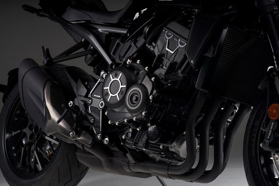 Honda CB1000R Mj. 2021 Black Edition Tuning 34