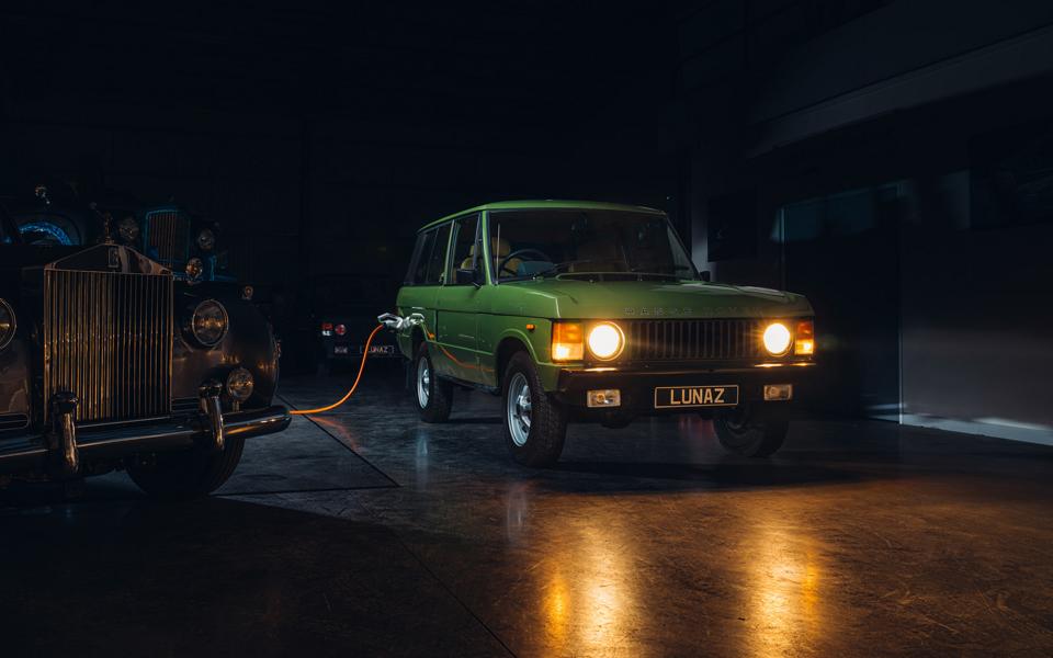 Range Rover z napędem elektrycznym od Lunaz Design!