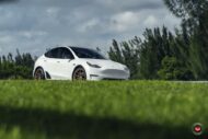 Tesla Model Y auf 22 Zoll Vossen M-X4T Schmiedealus!
