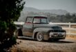 Video: 1956 Ford F-100 Pickup Restomod mit Coyote-V8!