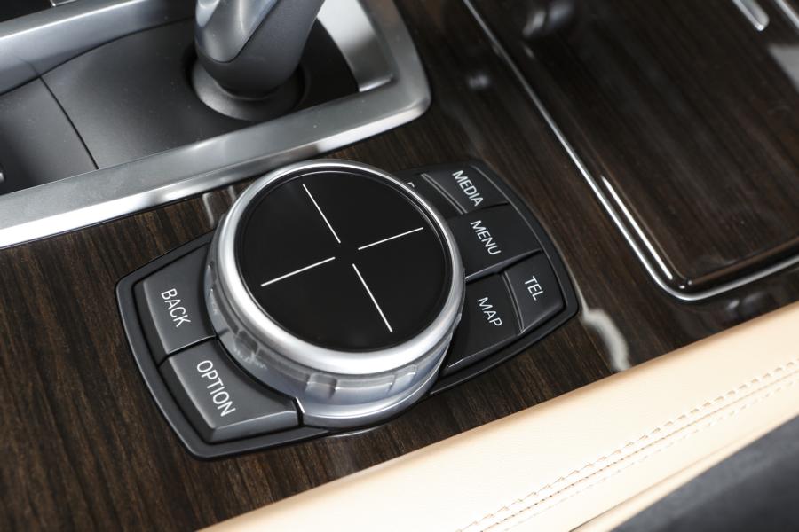 CES 2021 - BMW annuncia la nuova generazione di iDrive!