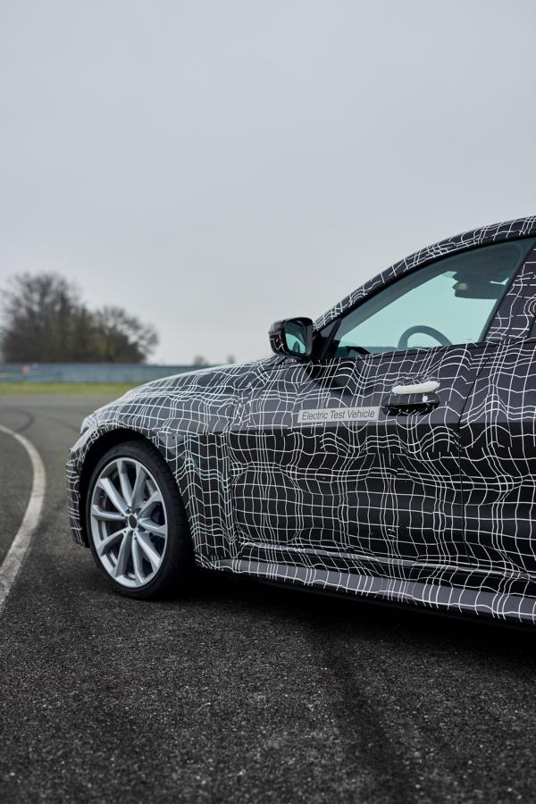 BMW i4 Testfahren elektrik 2021 Tuning 40 Elektrischer BMW i4 mit markentypischer Sportlichkeit!