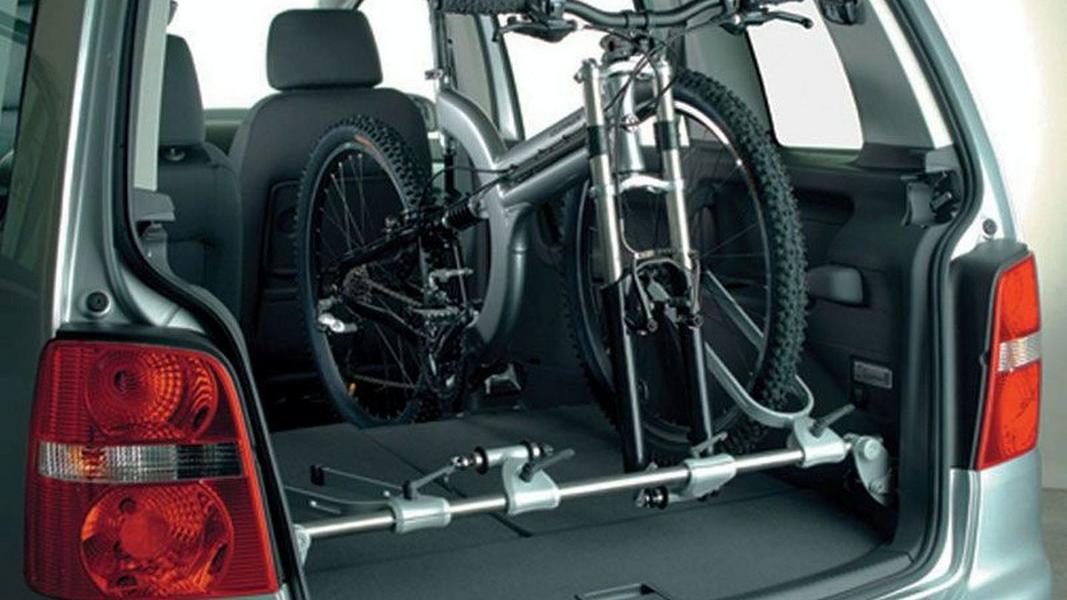 Fahrradhalter Fahrzeug Innenraum Anleitung: Wie den Fahrradträger am Auto befestigen?