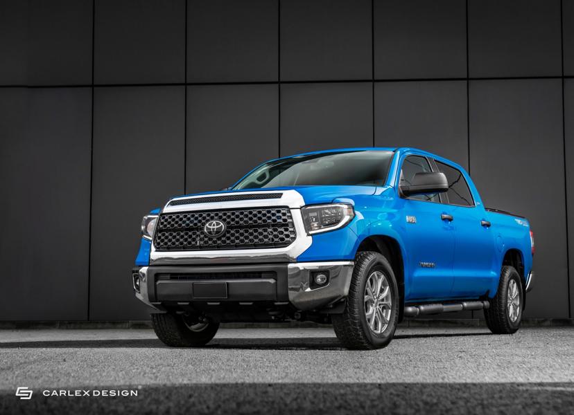 Toyota Tundra in Voodoo Blue con interni Carlex Design!