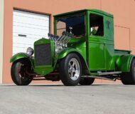 Ford Modelo TT de 1925 en Rat Rod Green con un V5.8 de 8 litros.