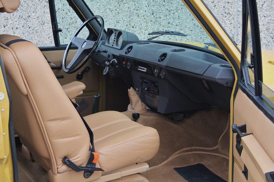 Czysty: Range Rover S1972 „TopHat” z 1 roku z Corvette V8!