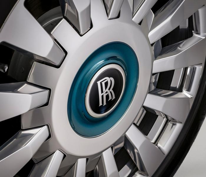 Rolls Royce Phantom Iridescent Opulence Bespoke 2021 11 Rolls Royce Phantom Iridescent Opulence von Bespoke!
