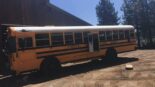 Video: Sled Zeppelin &#8211; ein Bus wird zum Campinghaus!