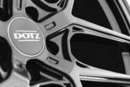 DOTZ LagunaSeca grey detail 2 press 190x127 DOTZ LagunaSeca: Die Kreuzspeichen Performance 2021!
