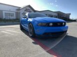 Grabber Blue, handgeschakeld en 660 pk in de Ford Mustang GT 5.0!